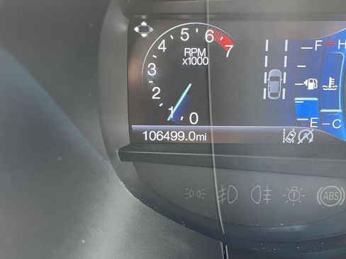 Used 2019 Ford Edge SEL w/ Equipment Group 201A AWD/4WD image 3