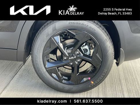 New 2026 Kia Seltos EX image 32