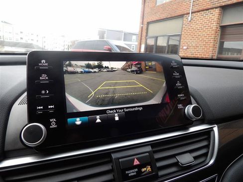 Used 2018 Honda Accord Sport image 34