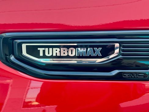 New 2026 GMC Sierra 1500 Elevation image 10