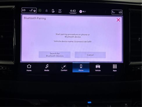Used 2022 Chrysler Pacifica Touring-L FWD image 44