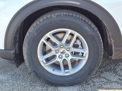 New 2026 Ford Explorer Active w/ Active Comfort Package image 23