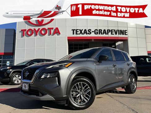 Used 2023 Nissan Rogue S image 1