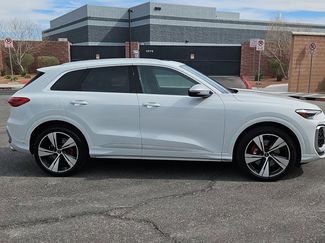 Used 2025 Audi SQ5 Premium Plus video 4