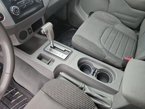 Used 2019 Nissan Frontier Desert Runner image 17