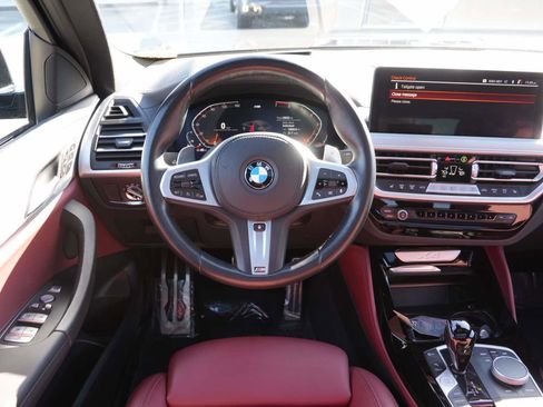 Used 2022 BMW X4 xDrive30i image 8