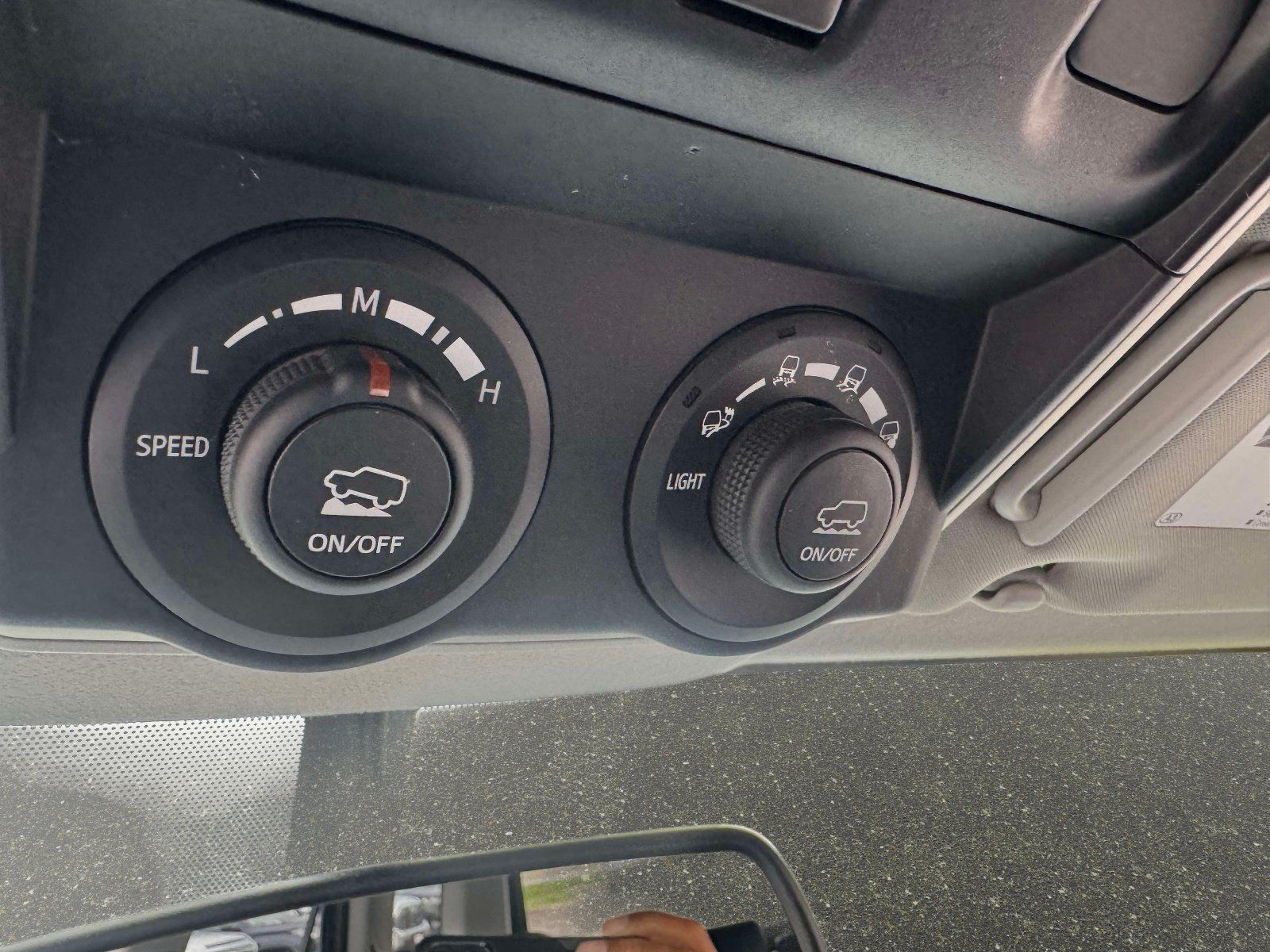 Used 2019 Toyota 4Runner TRD Off-Road Premium AWD/4WD image 40