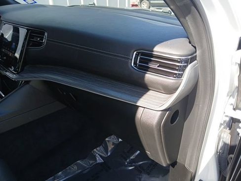 Used 2024 Jeep Wagoneer Series II AWD/4WD image 26