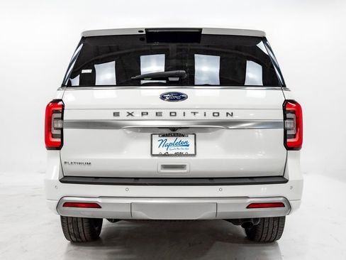 Used 2024 Ford Expedition Platinum AWD/4WD image 34