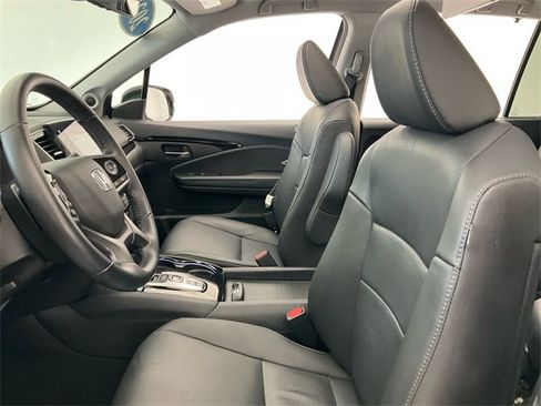 Certified 2021 Honda Pilot Touring image 16