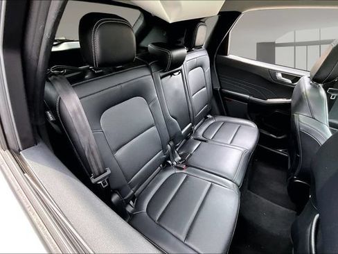Used 2021 Ford Escape SEL w/ Technology Package FWD image 23