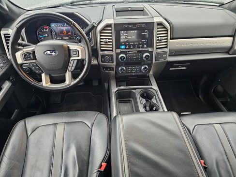 Used 2019 Ford F350 Platinum w/ FX4 Off-Road Package AWD/4WD image 15