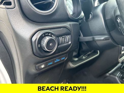 Used 2022 Jeep Wrangler Unlimited Sahara w/ Safety Group image 19