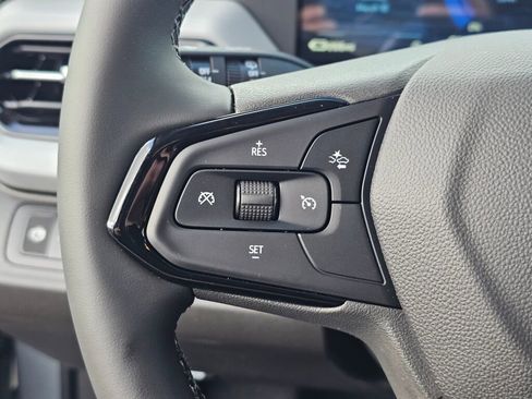 New 2027 Chevrolet Bolt LT w/ Comfort Package image 33