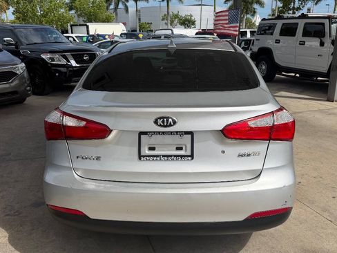 Used 2015 Kia Forte LX FWD image 6