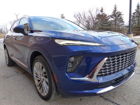 Used 2025 Buick Envision Avenir image 11