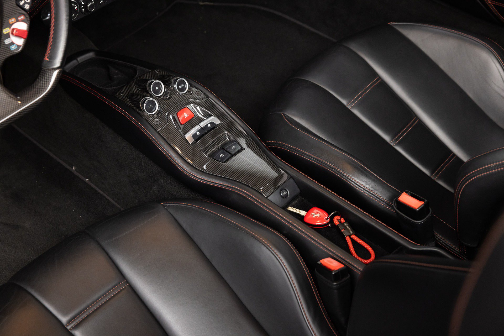 Certified 2014 Ferrari 458 Spider RWD image 91