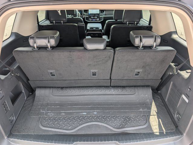 Used 2024 Ford Expedition XLT RWD image 14