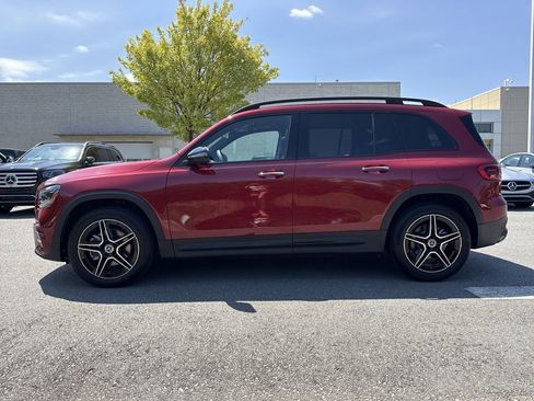 New 2026 Mercedes-Benz GLB 250 4MATIC image 6