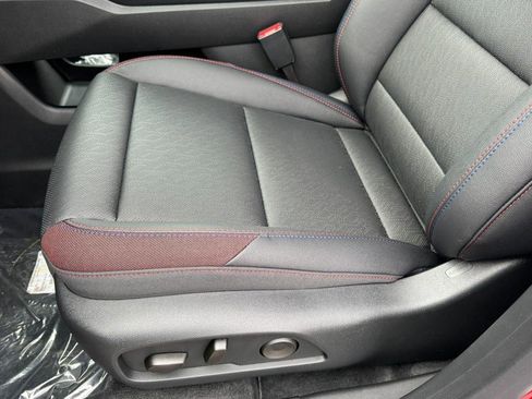 New 2026 Chevrolet Equinox RS w/ Safety and Technology Package image 34