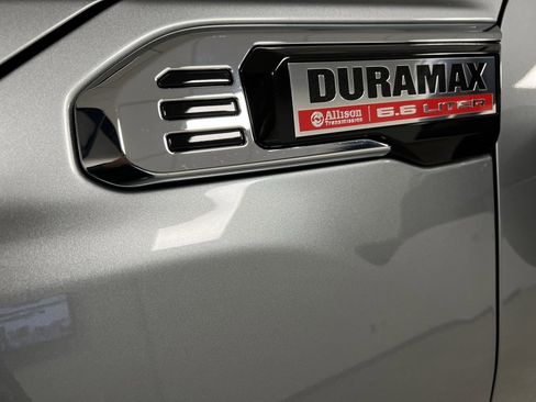 Used 2024 GMC Sierra 2500 Denali w/ Denali Reserve Package image 16