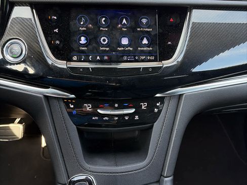 Used 2024 Cadillac XT6 Sport w/ Technology Package AWD/4WD image 14