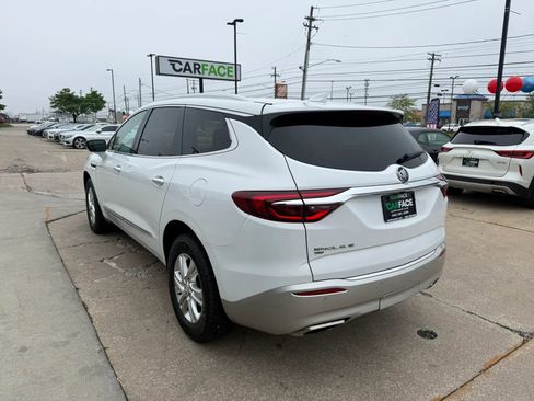 Used 2021 Buick Enclave Essence w/ Sound and Sites Package AWD/4WD image 8