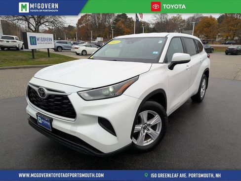 Used 2023 Toyota Highlander L image 1