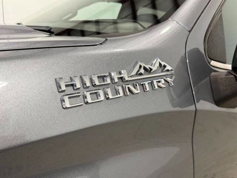 Used 2019 Chevrolet Silverado 1500 High Country image 13