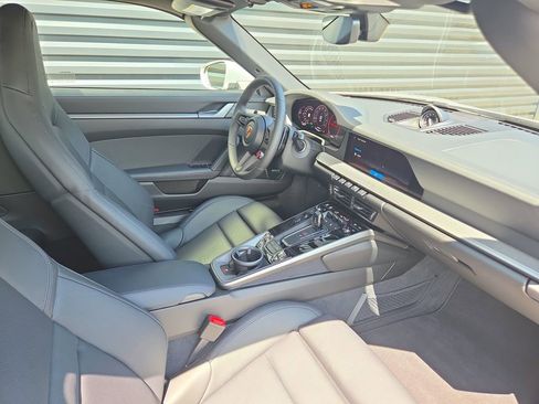Certified 2026 Porsche 911 Carrera 4S AWD/4WD image 18