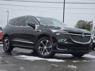 Used 2023 Buick Enclave Essence w/ LPO, Touring Package video 1