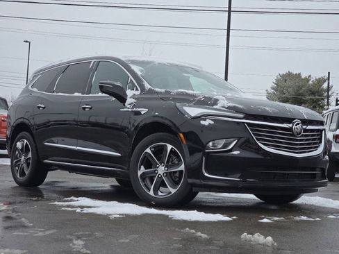 Used 2023 Buick Enclave Essence w/ LPO, Touring Package image 1