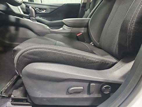 Used 2025 Subaru Legacy Premium AWD/4WD image 28