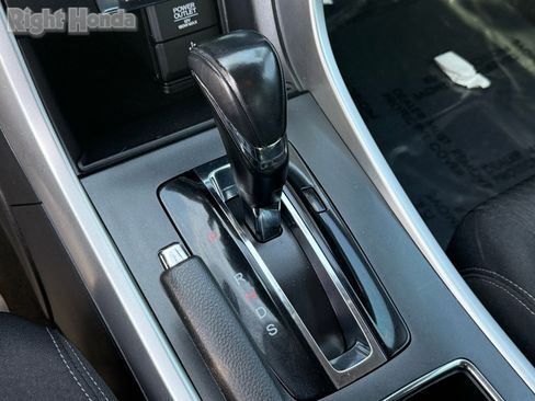 Used 2014 Honda Accord Sport image 25