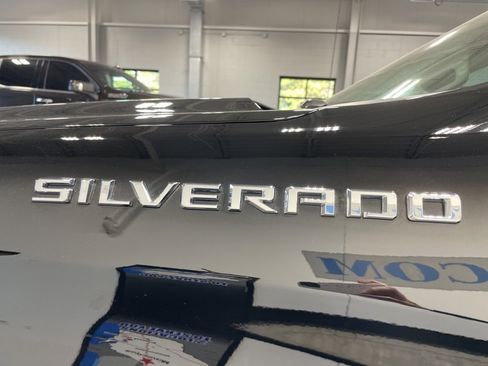 Used 2022 Chevrolet Silverado 1500 Custom image 24