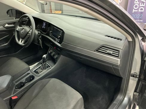 Used 2021 Volkswagen Jetta S image 24