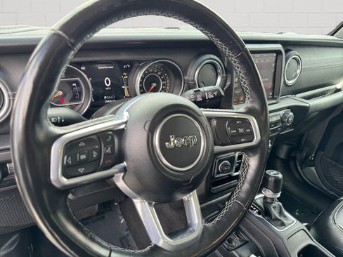 Used 2021 Jeep Wrangler Unlimited Sahara w/ Uconnect 4C Nav & Sound Group AWD/4WD image 11
