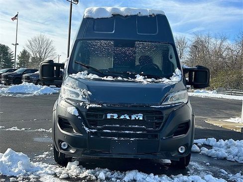 Used 2024 RAM ProMaster 3500 image 2