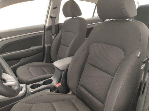 Used 2020 Hyundai Elantra Value Edition w/ Cargo Package (C1) FWD image 17