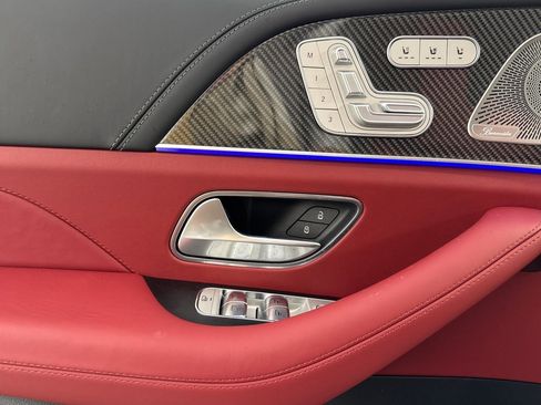 New 2026 Mercedes-Benz GLS 63 AMG 4MATIC image 12