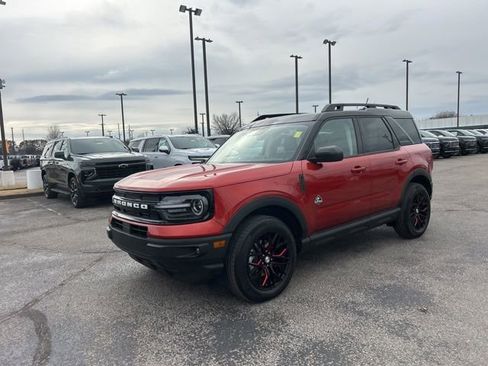 Used 2024 Ford Bronco Sport Outer Banks w/ Tech Package image 7