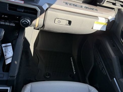 New 2025 Toyota Tacoma SR5 image 32