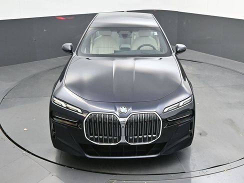 Certified 2023 BMW 760i xDrive image 51