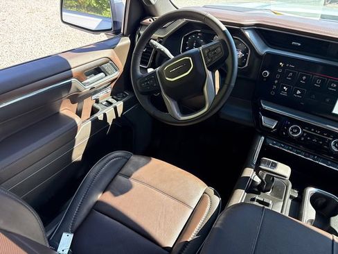 Used 2026 GMC Sierra 1500 Denali w/ Denali Reserve Package AWD/4WD image 22