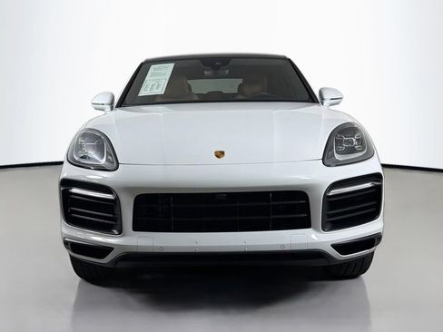 Used 2023 Porsche Cayenne Platinum Edition AWD/4WD image 2
