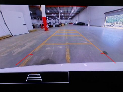 Used 2023 Chevrolet Malibu LT image 7