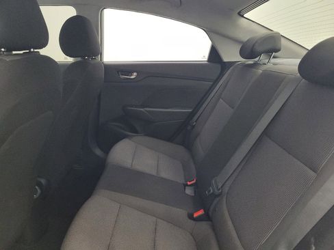 Used 2019 Hyundai Accent SE FWD image 18