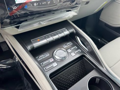New 2026 Lincoln Nautilus Premier w/ Equipment Group 102A AWD/4WD image 29