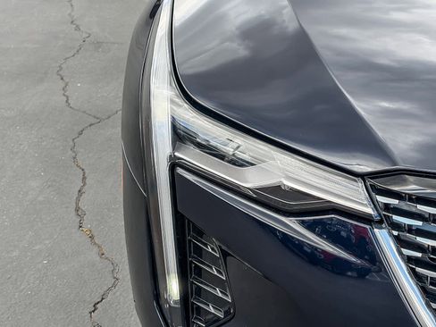 Used 2021 Cadillac CT4 Premium Luxury RWD image 7