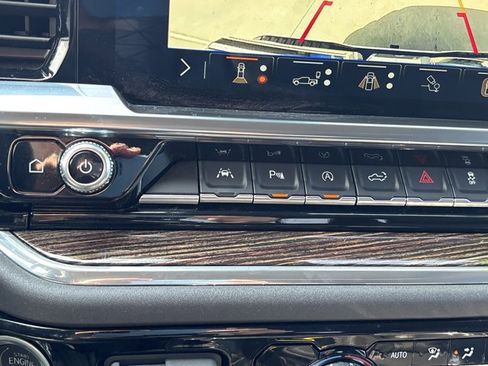 Used 2024 GMC Sierra 1500 Elevation w/ Elevation Premium Package image 40